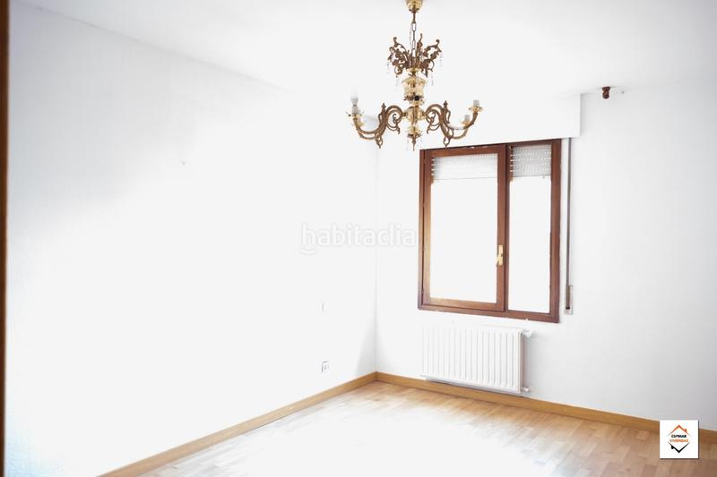 Foto 9596cd4e-113e-4c48-b352-2626004be164. Apartamento piso julio garcia condoy 22 en Parque de los Cineastas Zaragoza