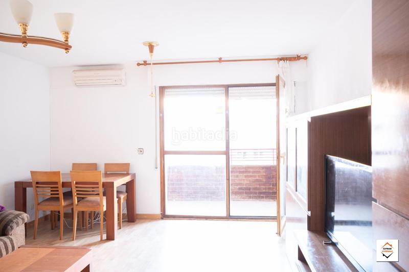 Foto acc7433f-d55d-4341-80fd-4161b2322e82. Apartamento piso julio garcia condoy 22 en Parque de los Cineastas Zaragoza