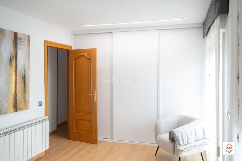 Foto 0cdccb0c-1b5a-479b-9899-5b2d0ad10be6. Casa adossada amb aparcament a Casetas-Villarrapa Zaragoza