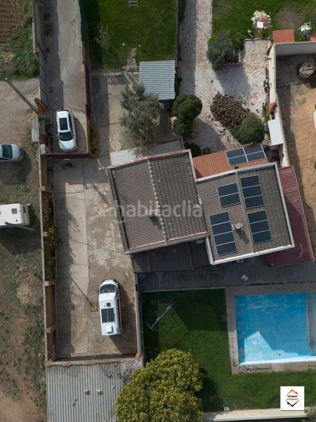 Foto a002ecc0-4fdd-4937-ba54-7a66f95cd785. Casa adossada amb aparcament a Casetas-Villarrapa Zaragoza