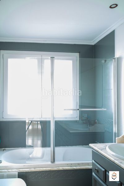 Foto ae27ba03-1030-4394-b2f4-d0231be0f4c4. Casa adossada amb aparcament a Casetas-Villarrapa Zaragoza