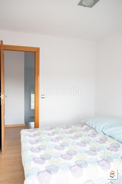 Foto ef9ede7f-6879-48af-9ba2-2be698c9d37c. Casa adossada amb aparcament a Casetas-Villarrapa Zaragoza
