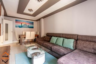 Casa a schiera in Pedrola. Adosado en avenida virgen del pilar nº26 , pedrola.