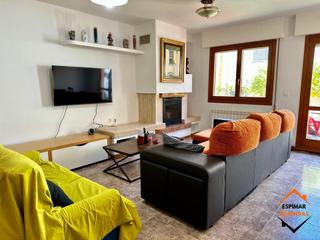 Casa adossada  Calle trastamara. Chalet adosado en la puebla de alfindén