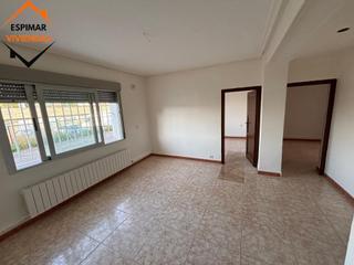 Appartement à Avenida avenida de logroño 108. Piso en avenida logroño, 108, bajo