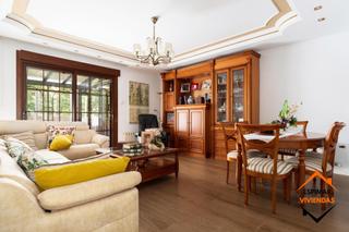 Appartement à Calle calle de maría zambrano 21. Sorprendente piso reformado en calle maría zambrano 21