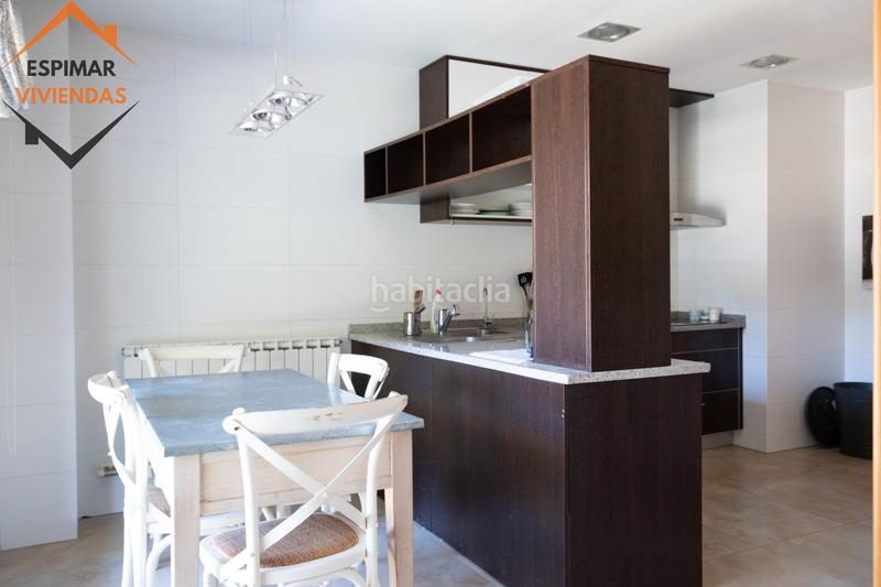 Foto a6cec09f-7745-4d9f-b963-91fce338c7bb. Xalet amb aparcament piscina a Villanueva de Gállego