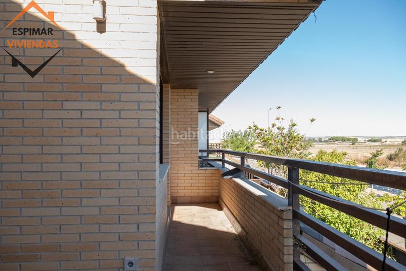 Foto ba8116fe-44ef-432e-9caa-4f8a5f5621cd. Xalet amb aparcament piscina a Villanueva de Gállego