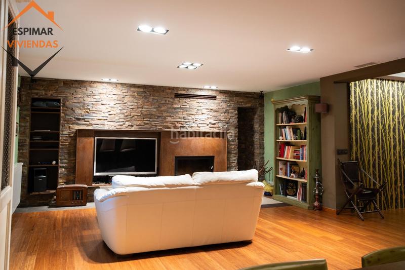 Foto c7b2d9c7-b4b7-42ba-9c4d-0e540f7655aa. Xalet amb aparcament piscina a Villanueva de Gállego