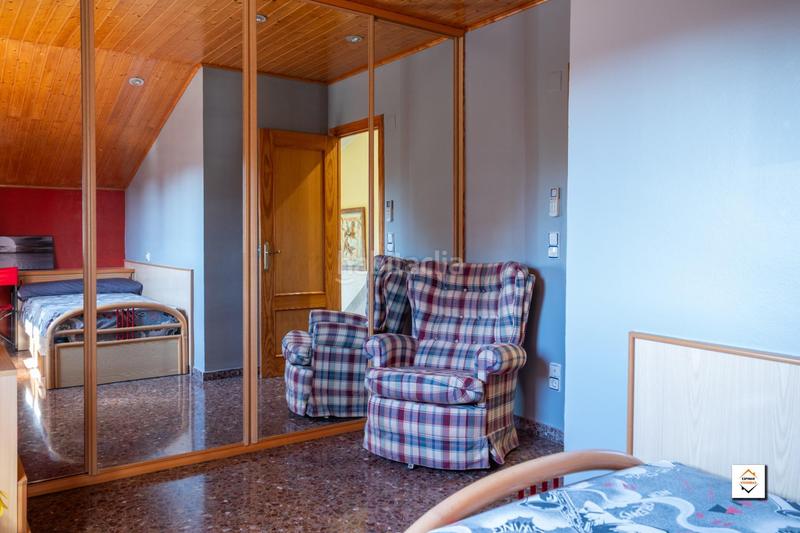 Foto 2d6a6e5b-5d5c-41c4-8b4a-d393891084fe. Maison avec chauffage parking piscine dans Peña el Zorongo Zaragoza