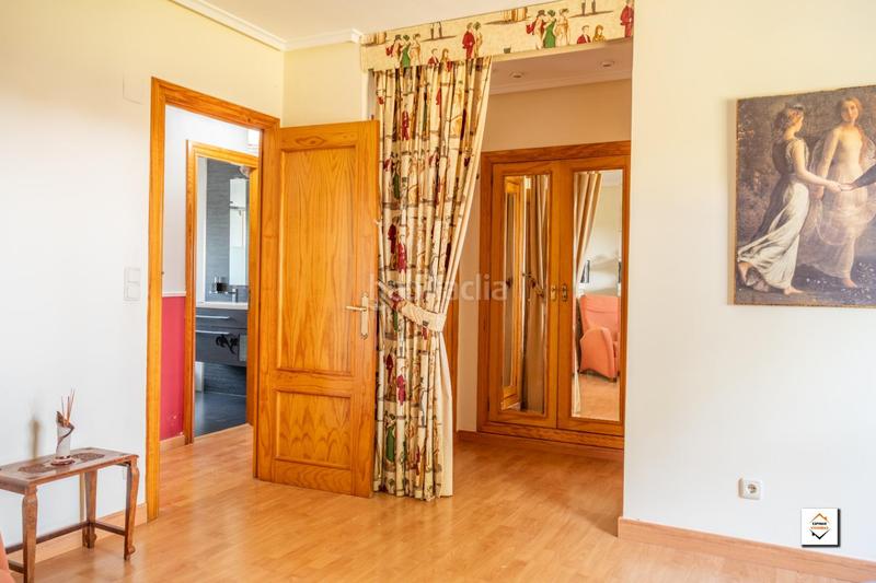 Foto 39ae76c4-94a7-4803-befb-c086a927396c. Maison avec chauffage parking piscine dans Peña el Zorongo Zaragoza