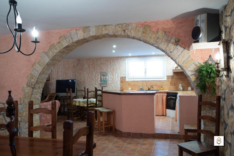 Foto a0fec8eb-6ee5-4758-a0fc-11cac8352374. Maison avec chauffage parking piscine dans Peña el Zorongo Zaragoza