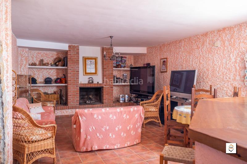 Foto c7d46237-74d2-43e4-b4d3-f233a9bf2d9f. Casa amb calefacció aparcament piscina a Peña el Zorongo Zaragoza