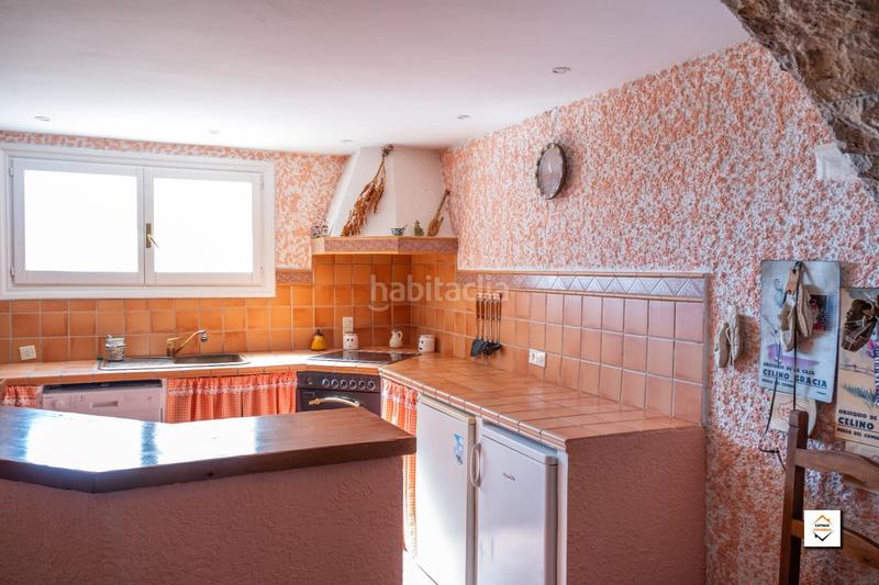 Foto ed9fd7c1-4718-43cc-9c79-a8768a962b54. Casa amb calefacció aparcament piscina a Peña el Zorongo Zaragoza