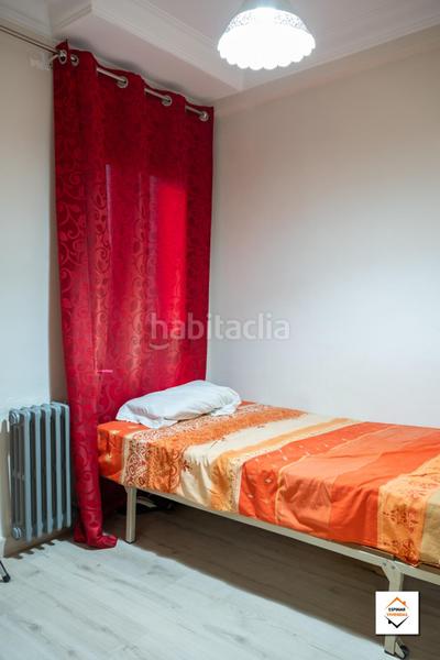 Foto 633edcc1-1142-487c-9a75-897797e97d6d. Piso luminoso piso en sexta planta en delicias en Zaragoza