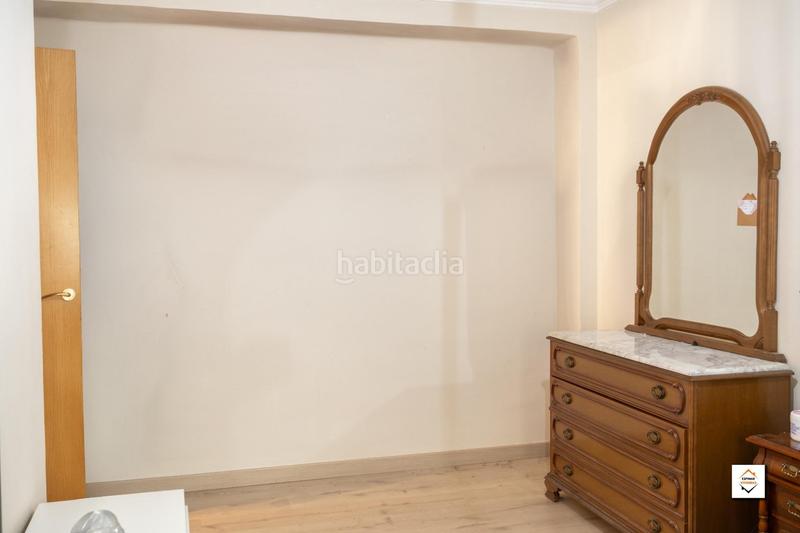 Foto da6683b7-dd26-4d46-91cb-e7b6ae6cf0d7. Piso luminoso piso en sexta planta en delicias en Zaragoza