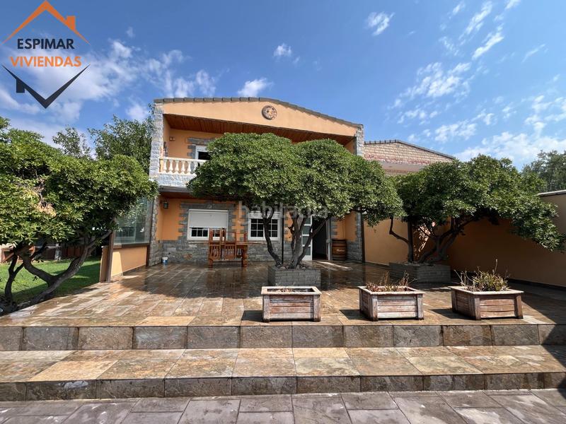 Foto 135f05db-9605-441b-aa08-64486cb8913e. Casa bifamiliare con riscaldamento parcheggio piscina in Zaragoza