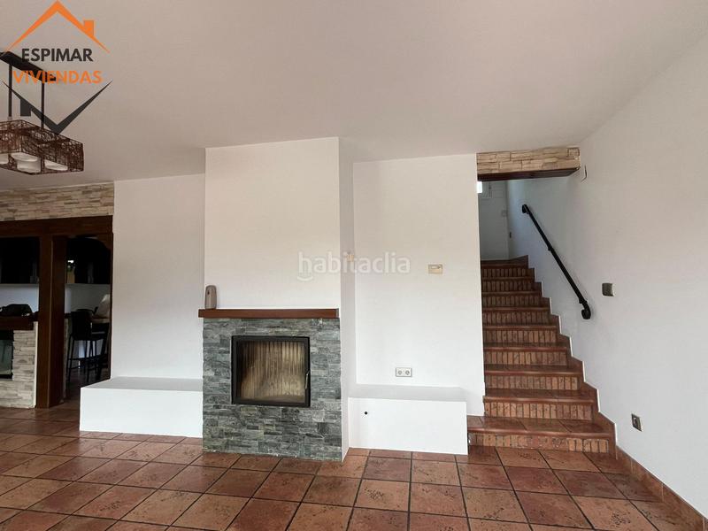 Foto 4978cad4-e2f8-479c-81d2-29ea71eb07da. Casa bifamiliare con riscaldamento parcheggio piscina in Zaragoza