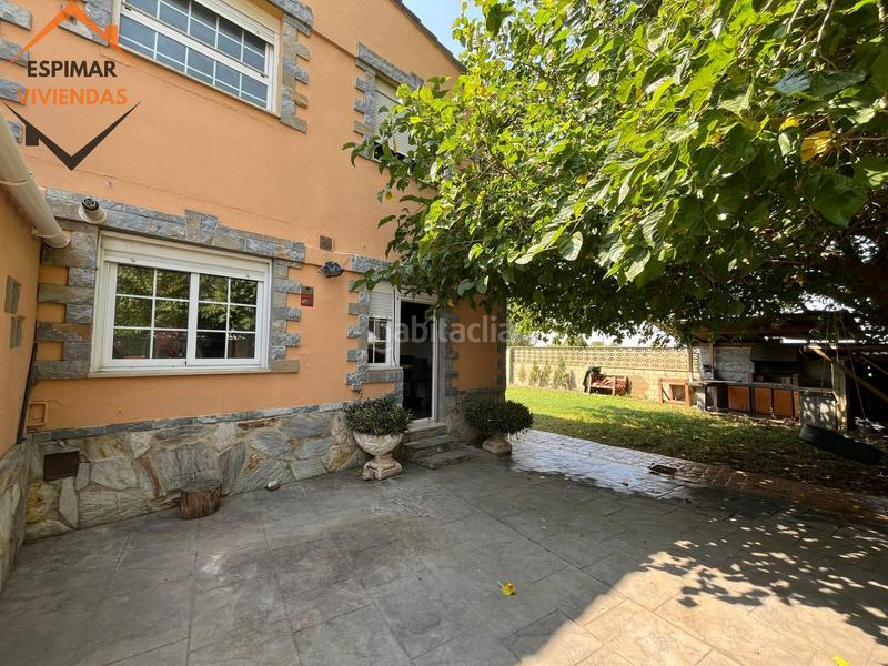 Foto ef0dfa35-fa34-4d35-8b49-19eb580f320c. Casa bifamiliare con riscaldamento parcheggio piscina in Zaragoza