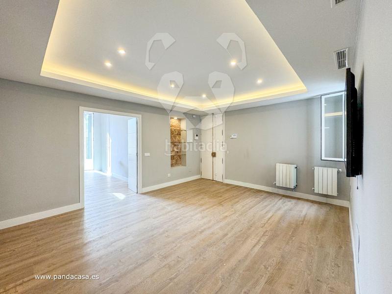 Foto aaddb976-c0e3-44df-9317-5e609defc489. Alquiler ático  con terraza recién reformado en salamanca! en Madrid