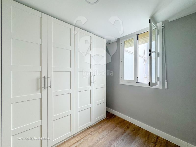 Foto d1476904-2b4e-4642-b816-0cabf021d00c. Alquiler ático  con terraza recién reformado en salamanca! en Madrid