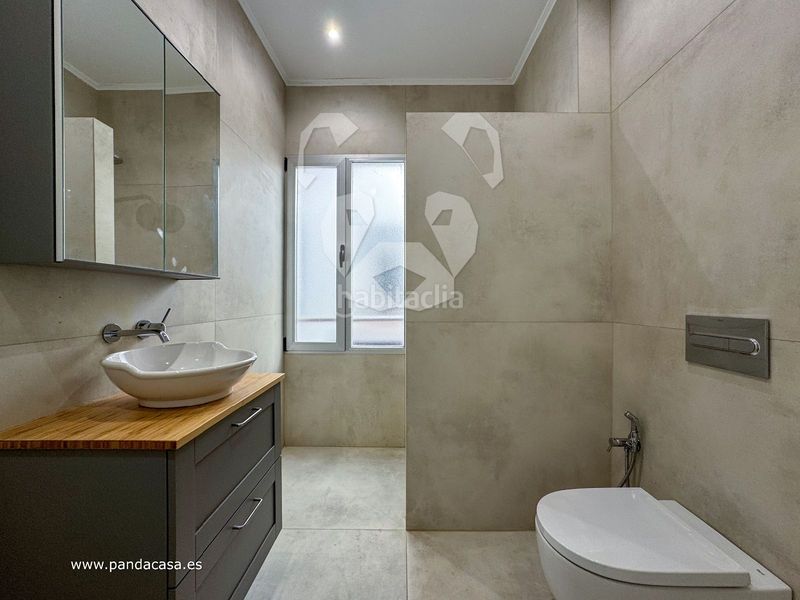 Foto c88253ca-8b0d-443d-aeae-7a9b2b4e3ea7. Rent flat with heating parking in Lista Madrid