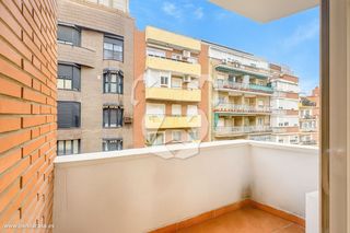 Location Appartement  Londres. Piso en alquiler en salamancaguindalera de 3 dormitorios!