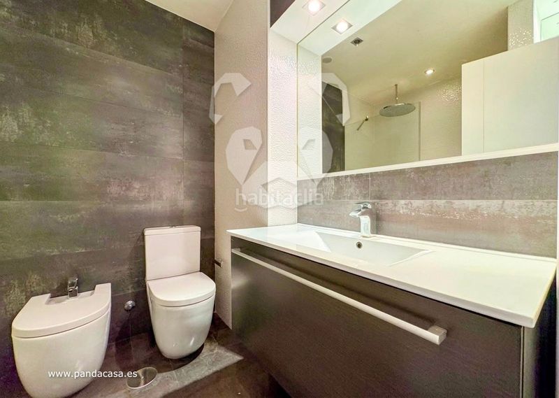 Foto 06f4d10d-477d-4eb7-abf1-166abccd1c4b. Rent flat with heating in El Viso Madrid