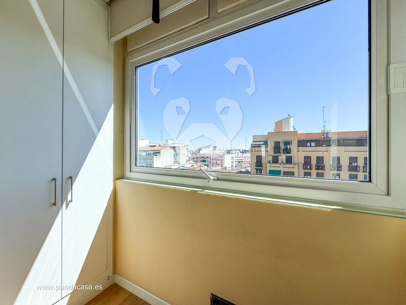 Foto c4dcdbf0-a4cb-4548-9855-56808e6f2b2e. Rent flat with heating in El Viso Madrid