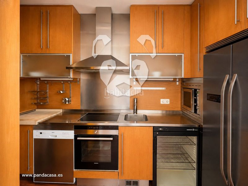 Foto a0ecdb8b-24bb-4974-92f8-c1f27ad629e5. Rent flat with heating in Cortes-Huertas Madrid