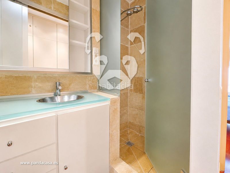 Foto cd47be2c-63fd-4c52-a446-24c5d6576150. Rent flat with heating in Cortes-Huertas Madrid