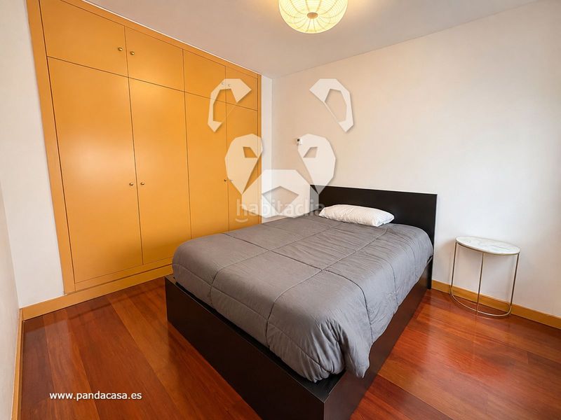 Foto e139ce09-429b-4c3d-857a-2b664014b782. Rent flat with heating in Cortes-Huertas Madrid
