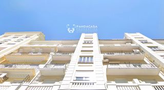 Miete Etagenwohnung in Don ramón de la cruz 93. Piso amueblado de 2 dormitorios en lista!