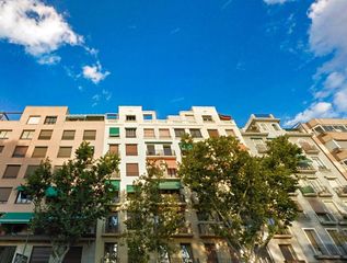 Rent Flat  Menéndez pelayo. Piso en sexta planta con balcón en ibiza