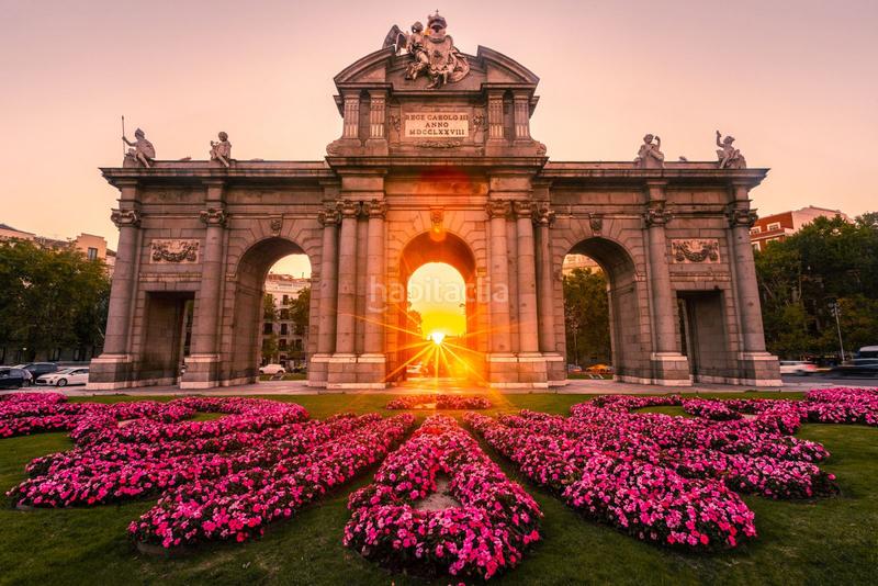 Foto 95a42f25-5c81-408d-95f6-216253179488. Affitto appartamento in madrazo 24 in Cortes-Huertas Madrid