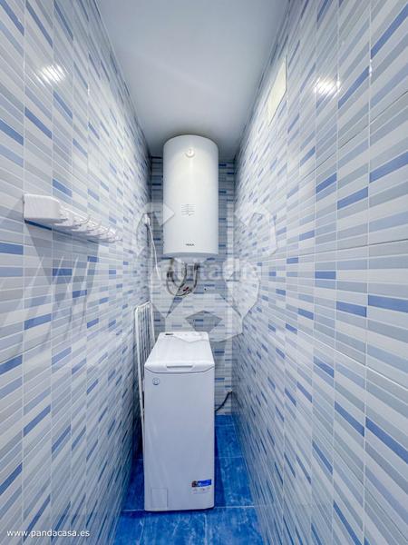 Foto a46d5e1c-8c55-40d9-a6ee-8847057901ca. Alquiler piso en madrazo 24 piso amueblado con patio privado en el centro en Madrid