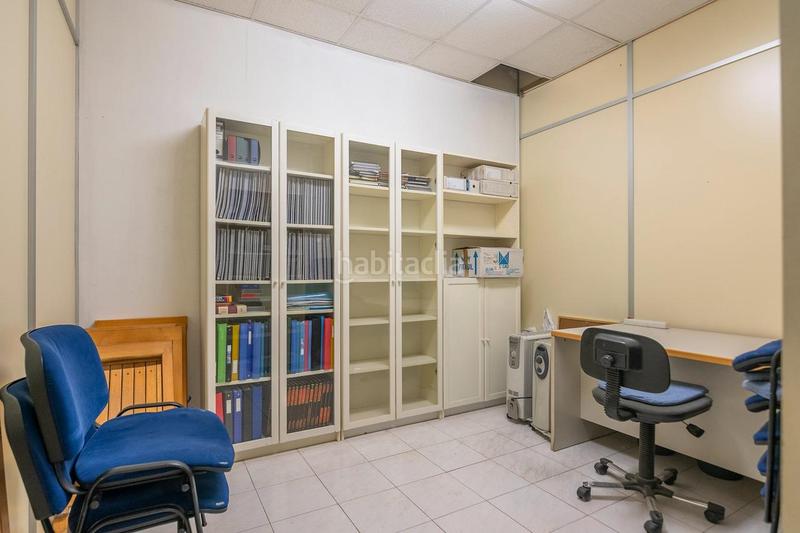 Foto 230ec202-6720-457d-bfaf-31ac4c791912. Locale commerciale in Poble Nou Manresa