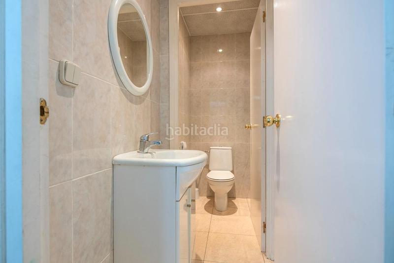 Foto bb5cde89-2032-4dfd-b0c9-e3d43239fa39. Locale commerciale in Poble Nou Manresa