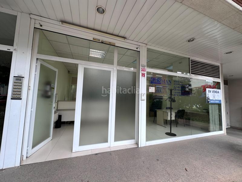 Foto 4d450a49-ced6-4716-abb4-f7f25a7b7321. Locale commerciale in bases de Manresa - carretera de santpedor Manresa