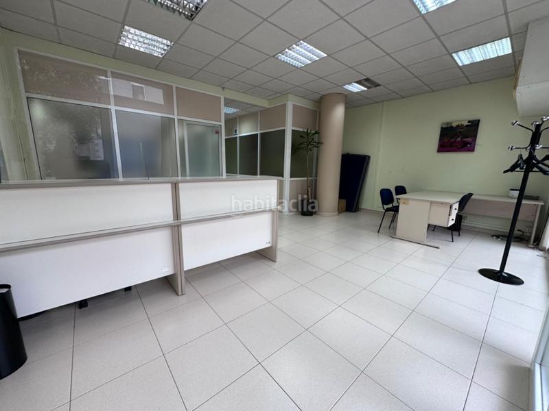 Foto 55c202b2-debd-48f0-9ae8-f69b1e92bd67. Locale commerciale in bases de Manresa - carretera de santpedor Manresa