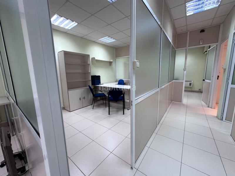 Foto 60ec6bd6-d856-452b-9fee-8e3ba64e84f7. Locale commerciale in bases de Manresa - carretera de santpedor Manresa