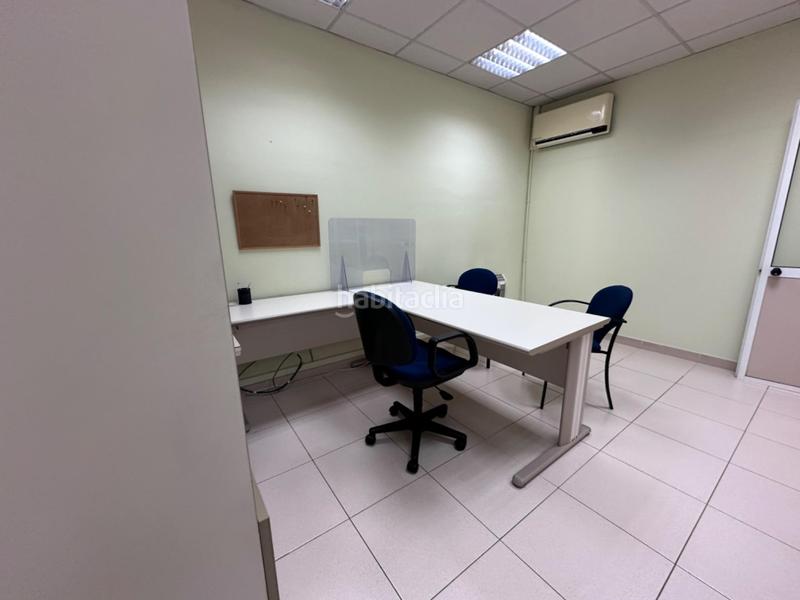 Foto 6d7324ef-b128-40f3-9546-c05599362315. Locale commerciale in bases de Manresa - carretera de santpedor Manresa