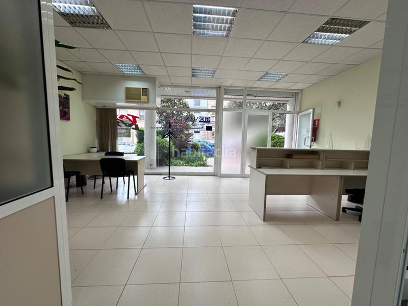 Foto 84028135-617a-4997-ba56-d14721b1b7a1. Locale commerciale in bases de Manresa - carretera de santpedor Manresa