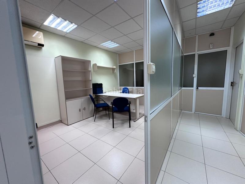 Foto 9d388e09-b320-4c81-891e-f1b1d906b61e. Locale commerciale in bases de Manresa - carretera de santpedor Manresa