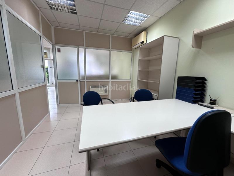 Foto d070d8f0-b5ae-463f-ab44-6266f2a41371. Locale commerciale in bases de Manresa - carretera de santpedor Manresa