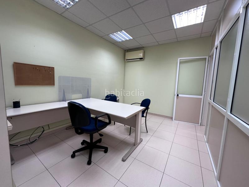 Foto e663be54-b74c-4d80-952e-eb390388917b. Locale commerciale in bases de Manresa - carretera de santpedor Manresa