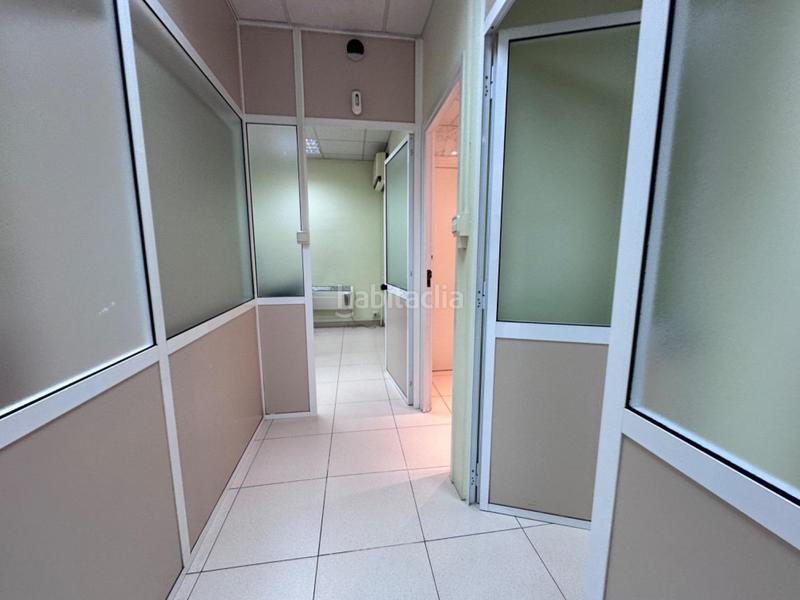 Foto f784f55d-3ef3-4842-9efd-90f27ec5ed36. Locale commerciale in bases de Manresa - carretera de santpedor Manresa