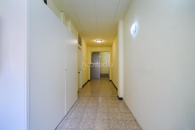 Foto 3ae56a9a-b0de-486b-a8cd-bee636e4acbb. Ático vivienda reformada con terraza panorámica en venta en Manresa
