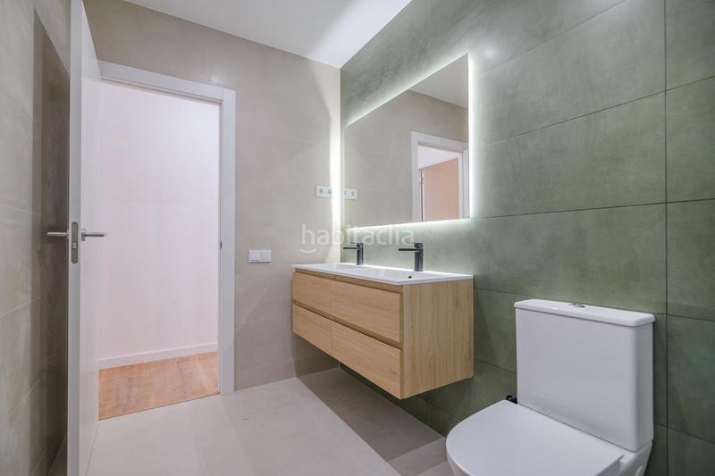 Foto ed714374-3e07-445d-829b-b468b1e78059. Ático vivienda reformada con terraza panorámica en venta en Manresa