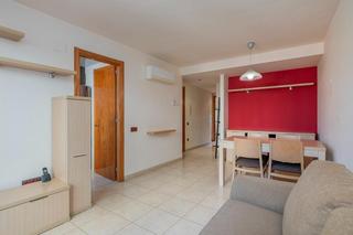 Pis  Carrer sant maurici. Piso en venta con inquilina estabilidad financiera asegurada
